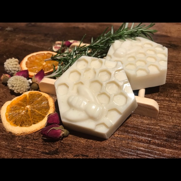2 oz Solid Natural Lotion Bar - Picture 1 of 6